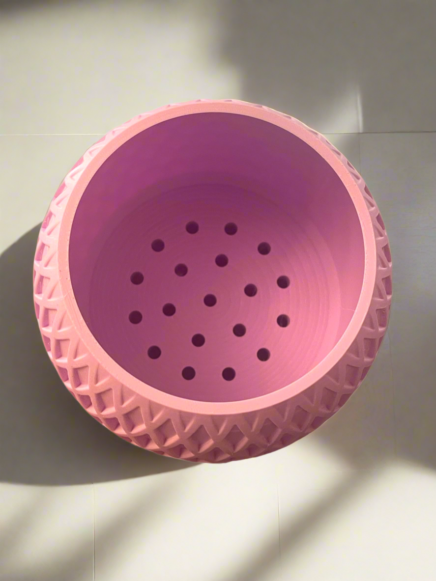 Geospin Planter with Hidden Drip Base
