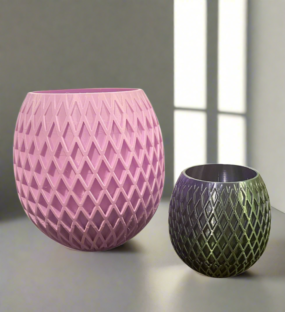 Geospin Planter with Hidden Drip Base