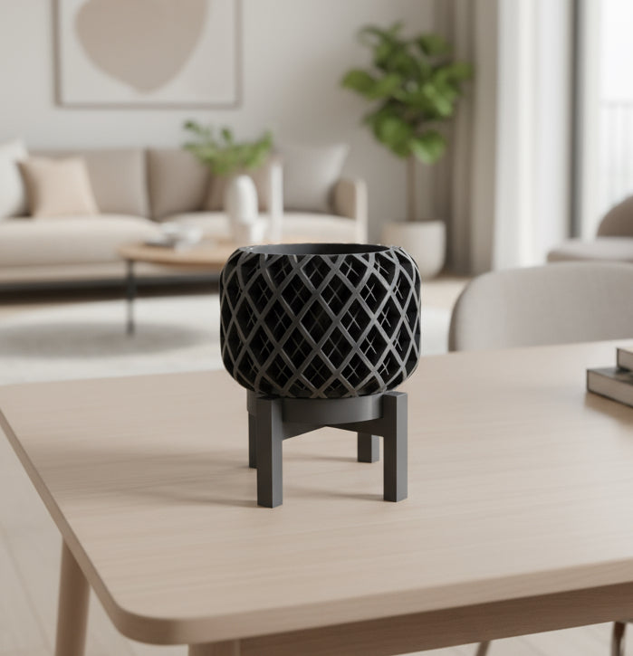 Lattice Rise Planter with Drip Tray Stand