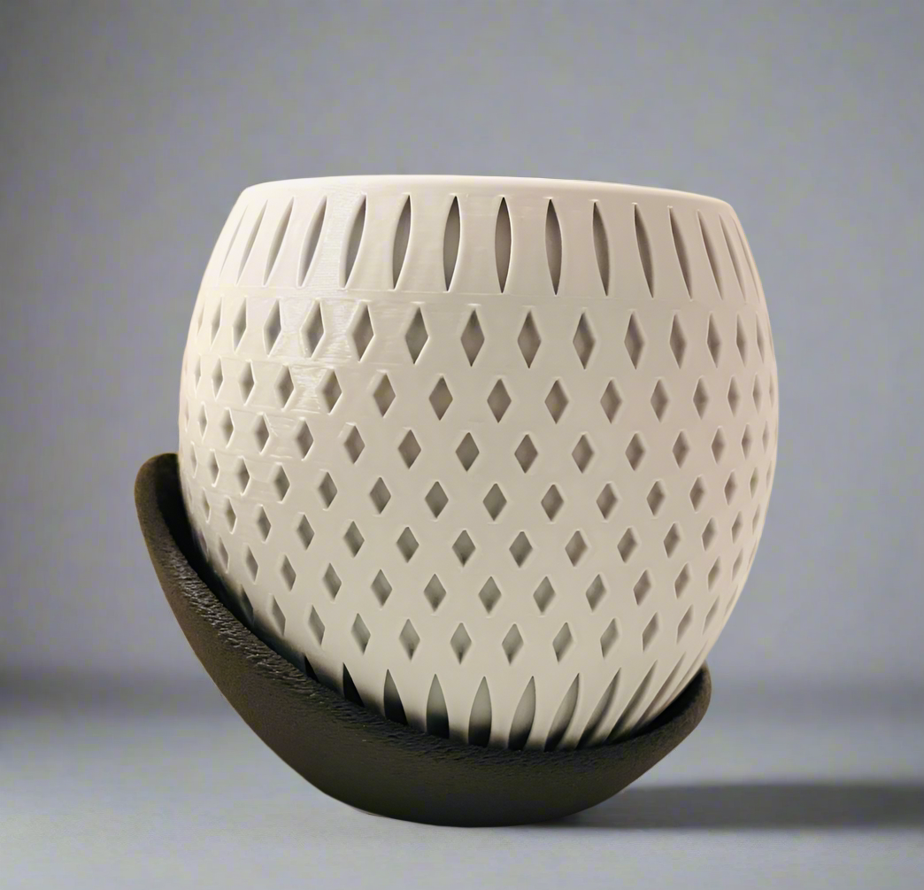 DiamondAura Two-Tone Planter with High-Low Drip Tray
