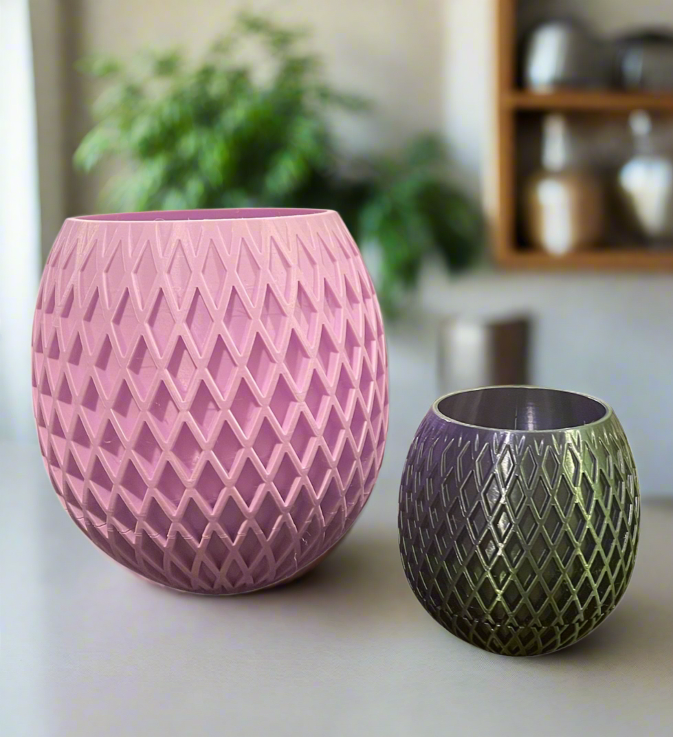 Geospin Planter with Hidden Drip Base