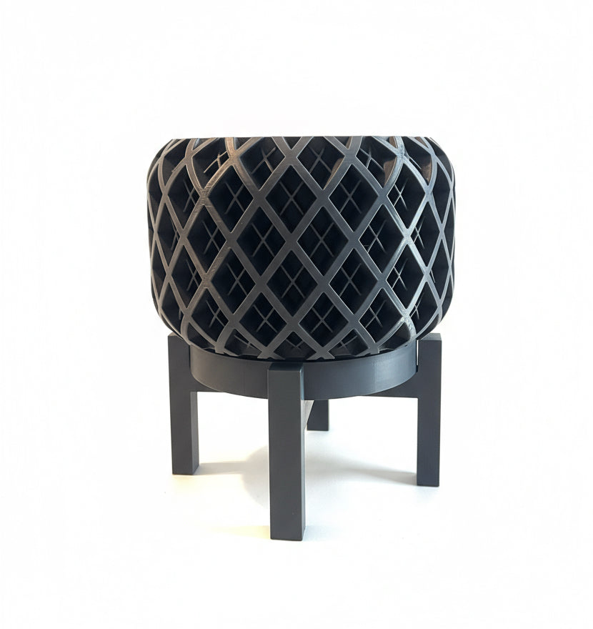 Lattice Rise Planter with Drip Tray Stand