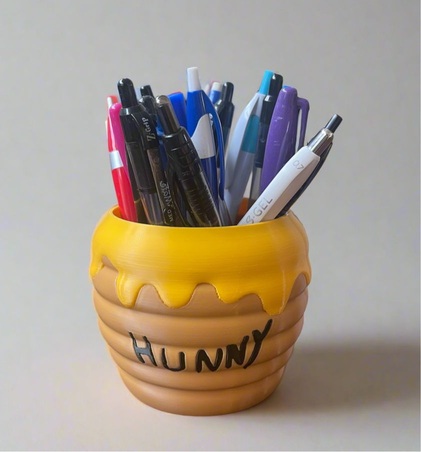 Pooh Desktop Pen Holder
