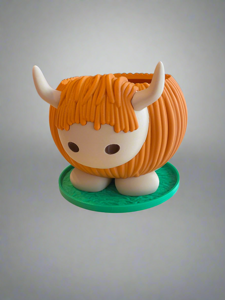 Highland Cow Pot with Drip Tray