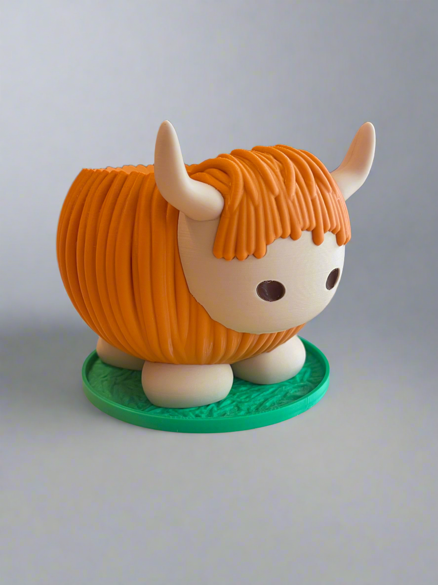 Highland Cow Pot with Drip Tray
