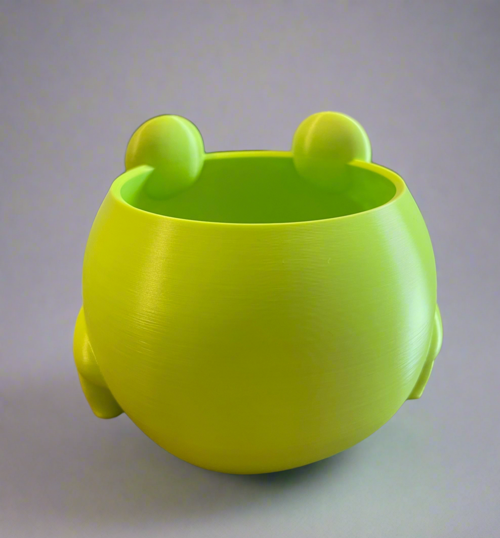 Toadally Green Planter