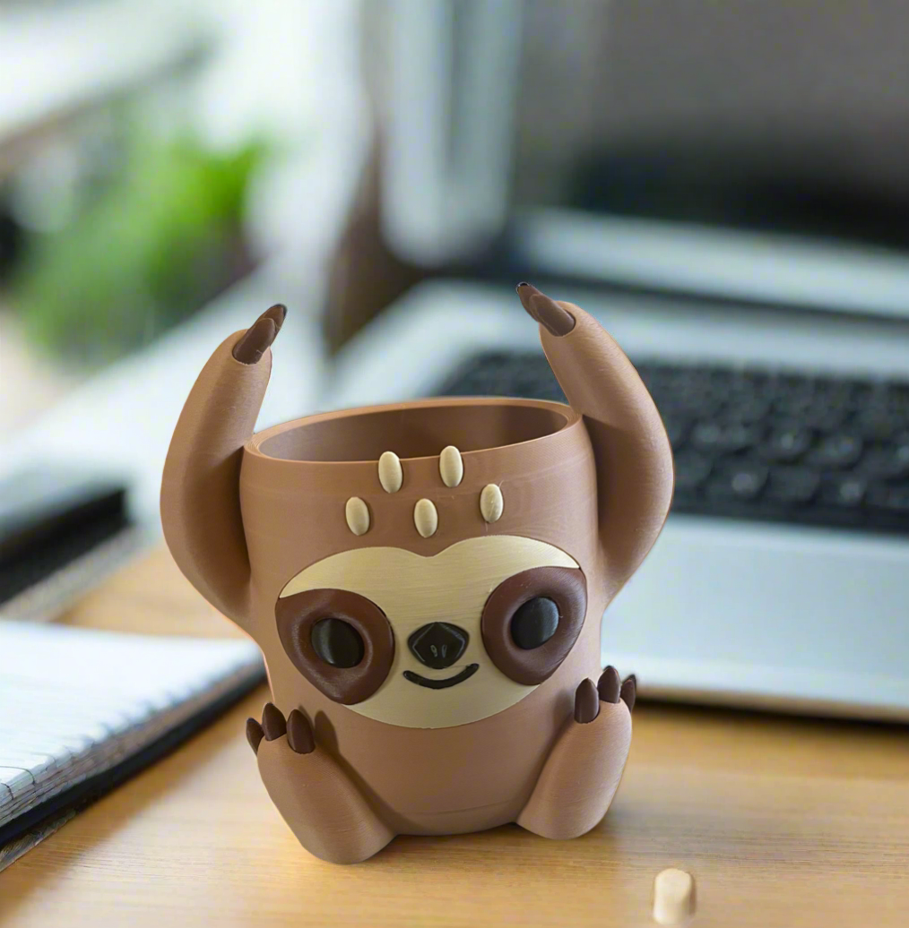 Sloth Hangout Pen Holder
