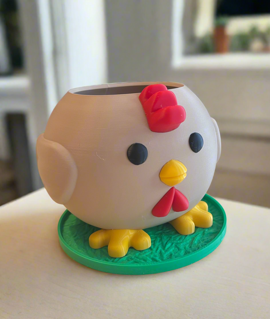 Rooster Planter with Drip Tray
